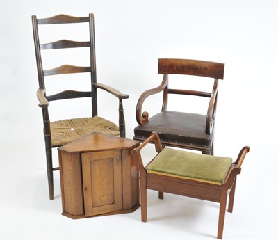 Lot 407 - A small collection of furniture