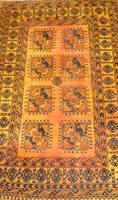 Lot 430 - An eastern wool rug