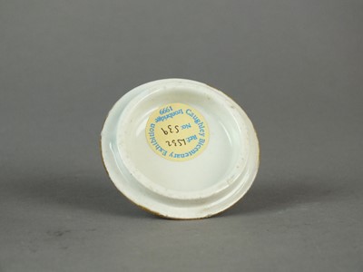 Lot 217 - A Caughley polychrome tea canister and cover, circa 1792-94