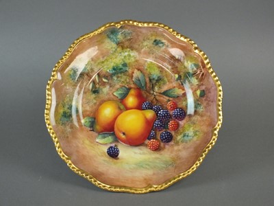 Lot 355 - Royal Worcester fruit-decorated cabinet plate