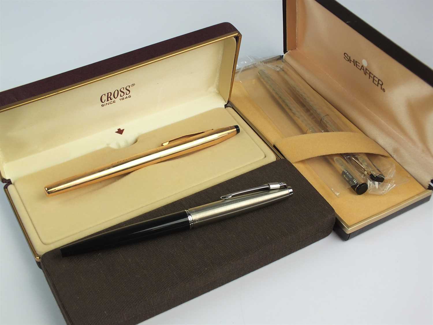 Lot 46 - Four pens