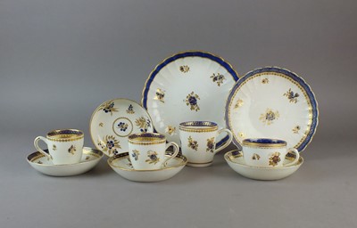 Lot 294 - A group of Caughley 'Dresden Flowers' porcelain