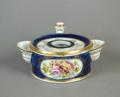 Lot 338 - A Coalport porcelain ink stand