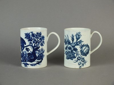 Lot 252 - Two 18th century Worcester mugs