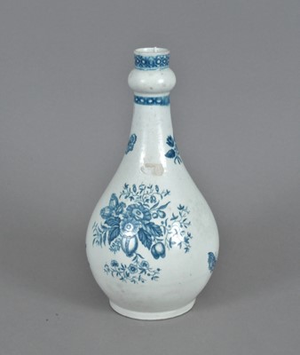 Lot 168 - A Worcester guglet, circa 1775