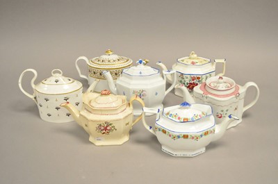 Lot 201 - Collection of assorted teapots and covers, 19th century
