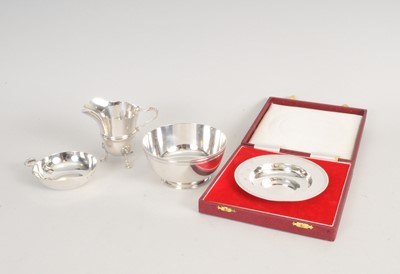 Lot 378 - A Britannia Standard silver bowl