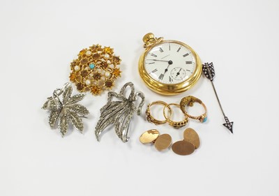 Lot 384 - A collection of jewellery and costume jewellery