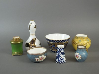 Lot 227 - An interesting group of late 19th/early 20th century Coalport