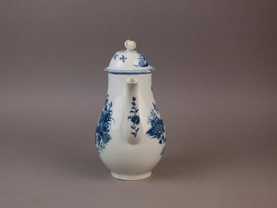 Lot 233 - Caughley 'Fence' coffee pot and cover, circa 1777-90