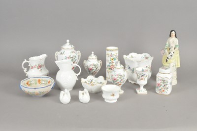 Lot 158 - A mixed group of ceramics, to include Aynsley '...