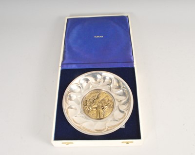 Lot 363 - A commemorative silver and gilt Royal National Lifeboat Institution bowl