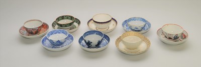 Lot 169 - Sixteen English tea bowls and saucers, late 18th/early 19th century