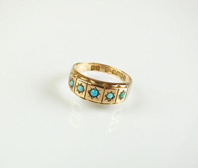 Lot 62 - A Victorian 9ct gold turquoise ring