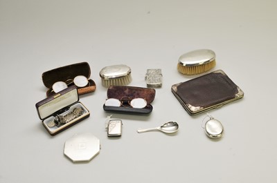 Lot 84 - A small collection of silver and plate