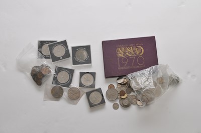 Lot 143 - A collection of British and Foreign silver, cupro-nickel and bronze coinage