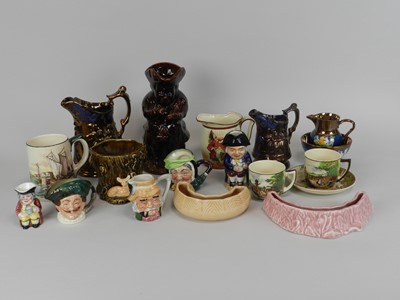 Lot 260 - A group of collectable ceramics