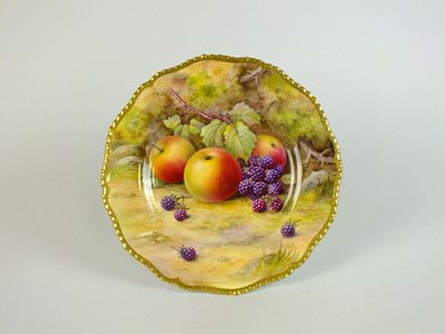 Lot 245 - Royal Worcester fruit-decorated cabinet plate