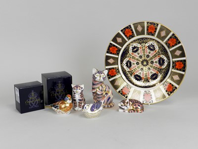 Lot 283 - Five Royal Crown Derby imari plates and an imari plate