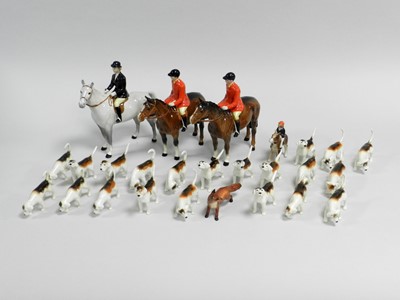 Lot 240 - Beswick Hunting Set