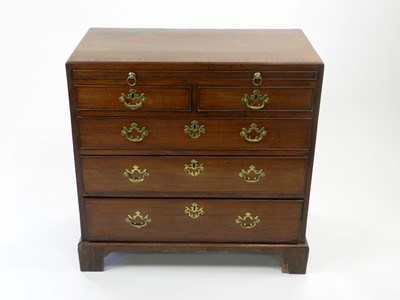 Lot 517 - A George III mahogany chest of drawers, the...