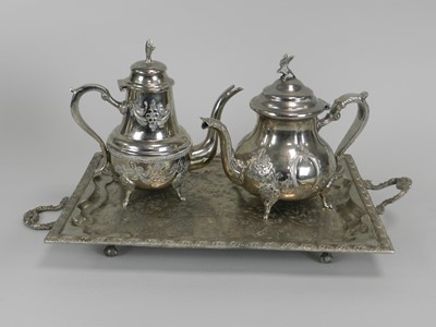 Lot 117 - A silver plated teapot and coffee pot