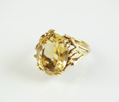 Lot 89 - A single stone citrine dress ring