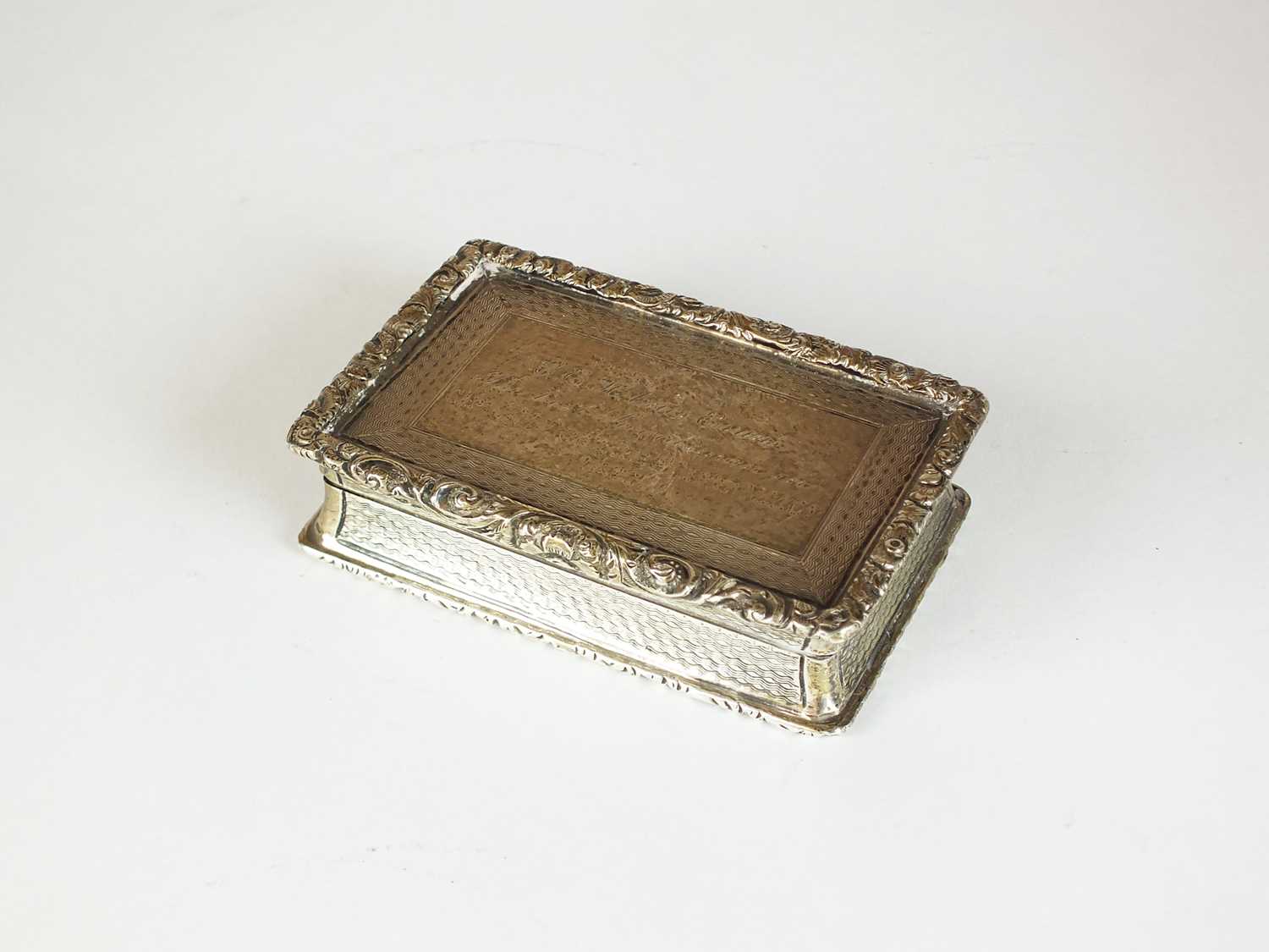 Lot 4 - A Victorian silver presentation snuff box