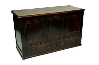 Lot 487 - An 18th century oak mule chest