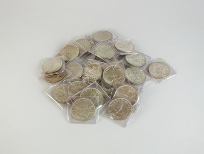 Lot 157 - A collection of 100 George VI silver half crowns