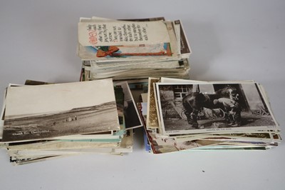 Lot 369 - A Box of Edwardian and later postcards, photographs and greetings cards