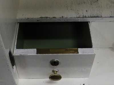 Lot 432 - A Milners patent fireproof safe, circa 1900,...