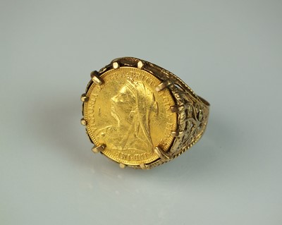 Lot 36 - A Victorian sovereign set ring