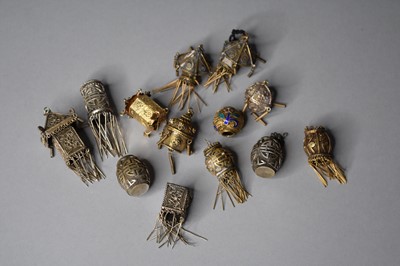 Lot 319 - A collection of Chinese silver and gold 'lantern' hair ornaments