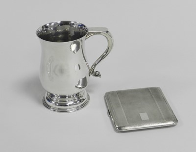 Lot 337 - A silver mug