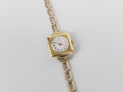 Lot 357 - A ladies Aries wristwatch