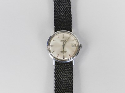 Lot 359 - An Omega Automatic Seamaster De Ville stainless steel wristwatch