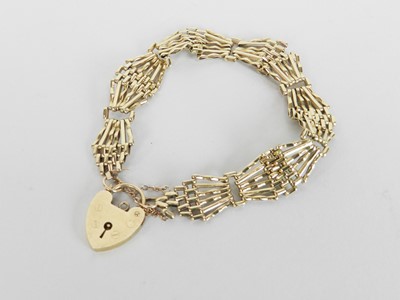 Lot 79 - A 9ct gold gate link bracelet