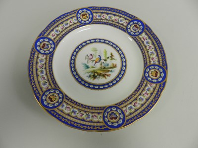 Lot 394 - A Coalport porcelain plate circa 1850...