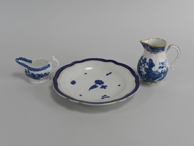 Lot 398 - Three pieces of Caughley porcelain, circa 1780-...