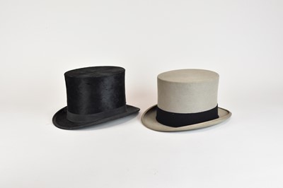 Lot 468 - A Moss Bros grey top hat