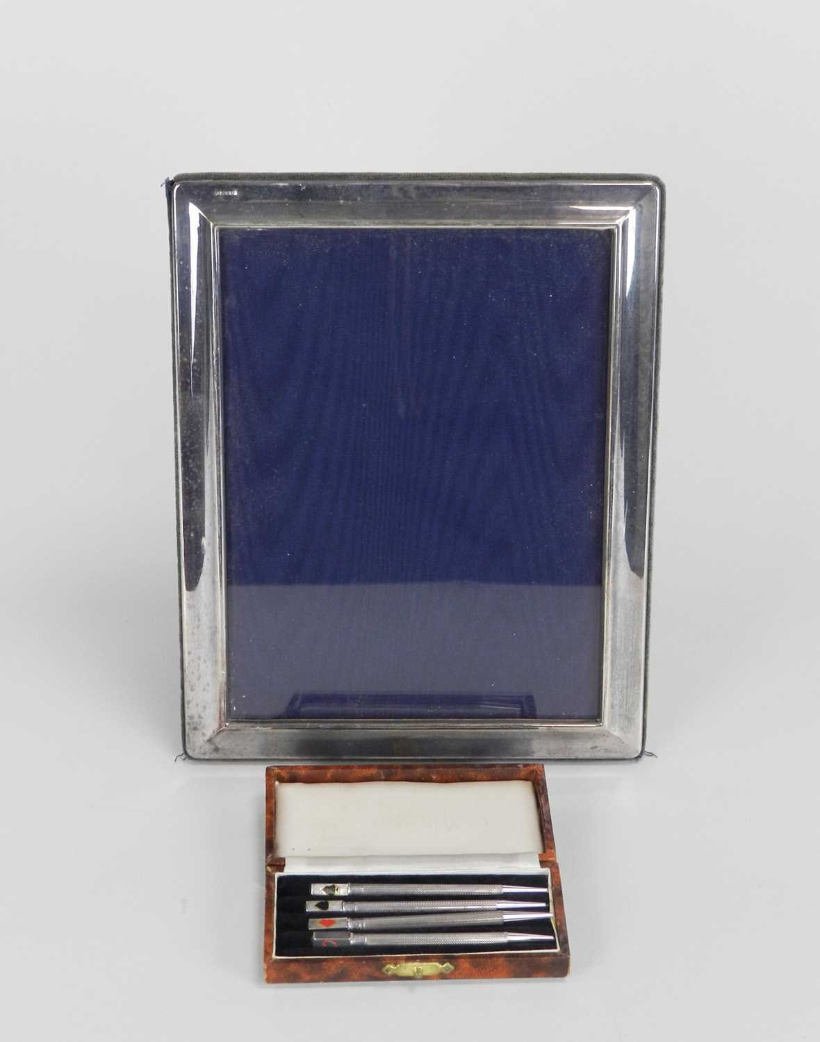 Lot 280 - A rectangular silver mounted photograph frame