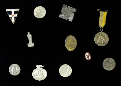 Lot 228 - A collection of WW2 German Third Reich medals, badges and awards