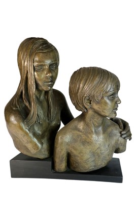 Lot 149 - Francis Roe (British 20th Century) Sculpture of Two Children