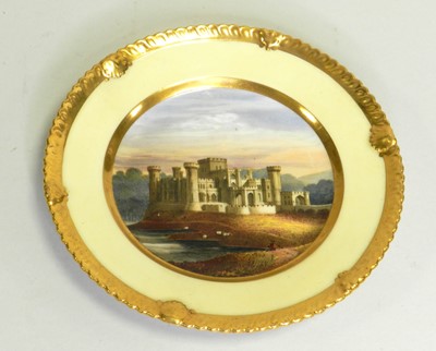 Lot 154 - Chamberlain's Worcester outside-decorated plate