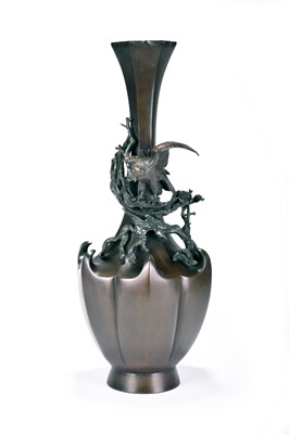 Lot 382 - A Japanese bronze vase, Meiji period