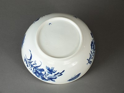 Lot 40 - Worcester 'Three Flowers and Butterfly' bowl