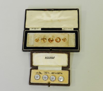 Lot 23 - A cased collection of graduated yellow metal studs