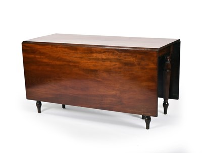 Lot 443 - A good Regency solid mahogany gateleg table
