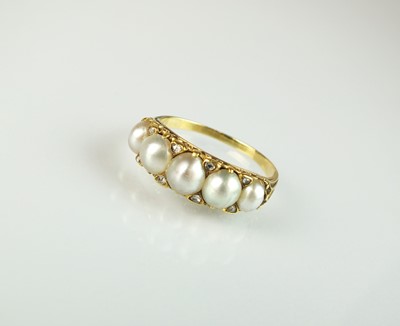 Lot 34 - A late 19th century split pearl and diamond ring